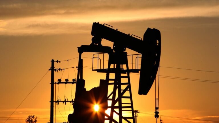 Oil costs ascend to most significant level in a month as Omicron concern facilitates